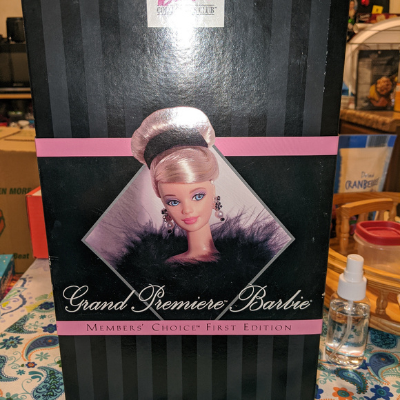 Grand Premiere Barbie - Picture 8 of 8
